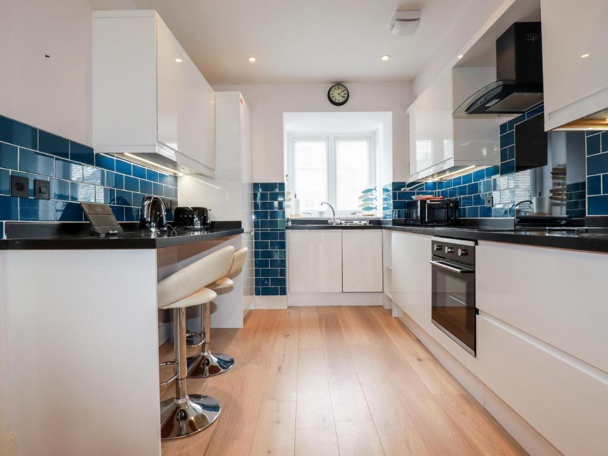 Villa 6 Ocean Heights New Quay Esterno foto