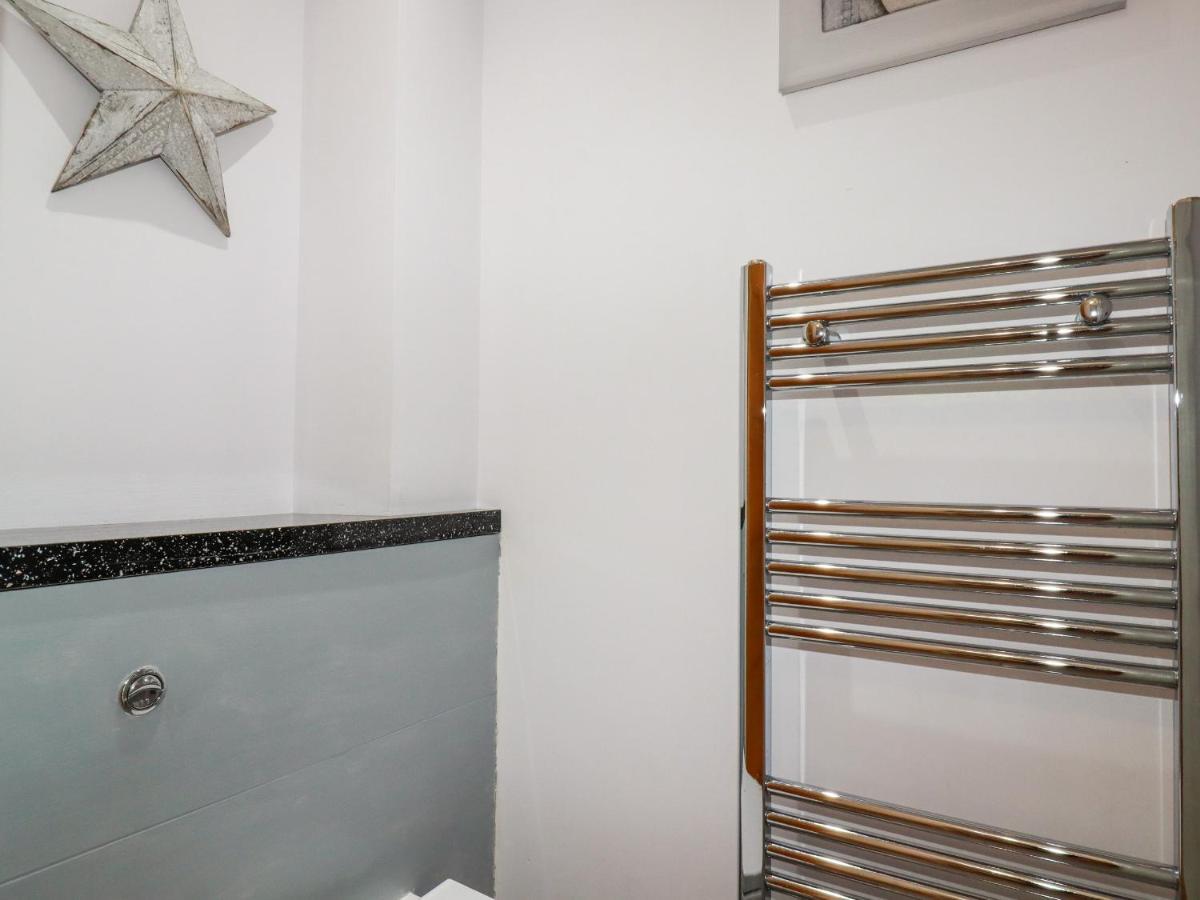Villa 6 Ocean Heights New Quay Esterno foto