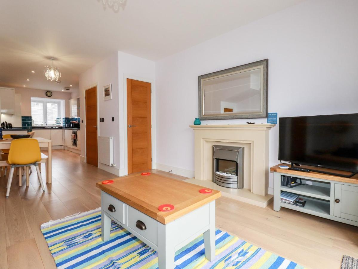 Villa 6 Ocean Heights New Quay Esterno foto