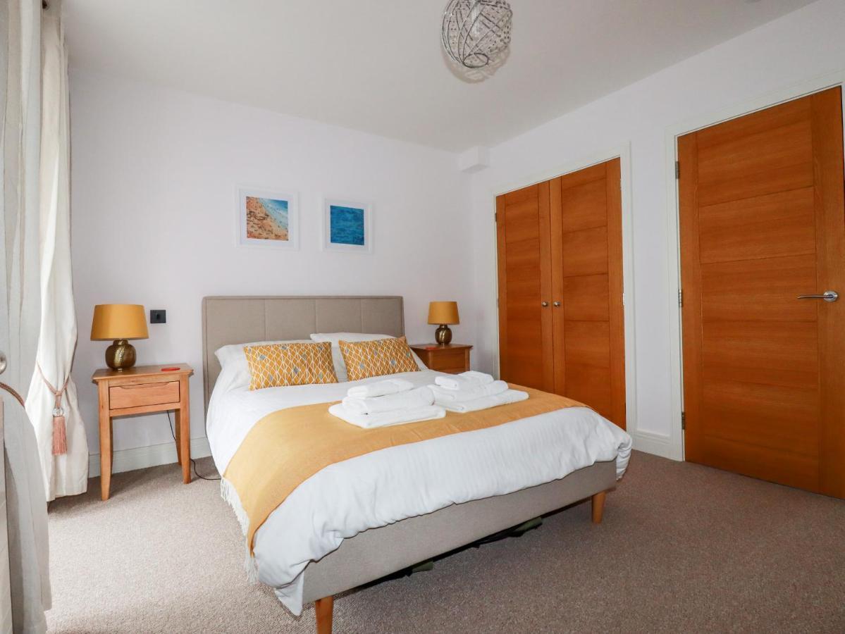 Villa 6 Ocean Heights New Quay Esterno foto