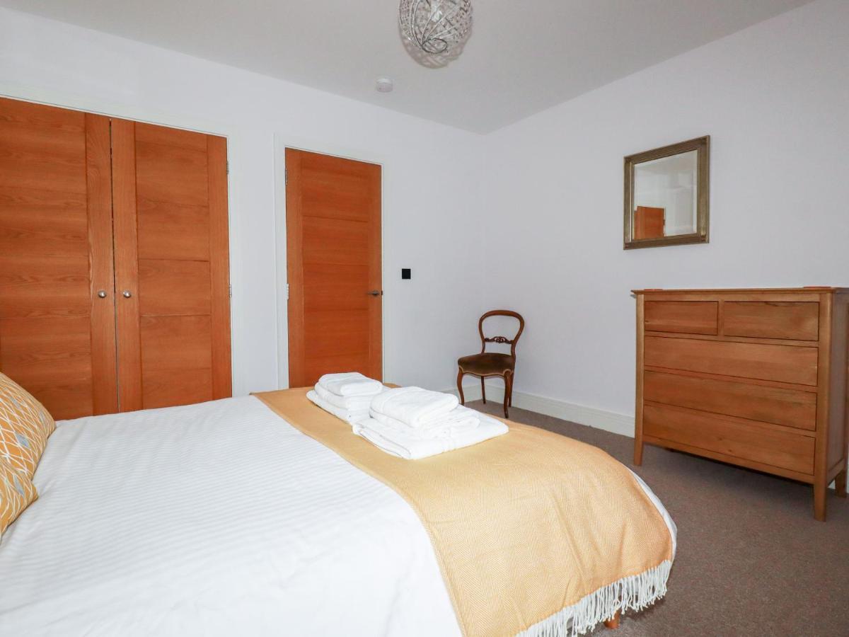 Villa 6 Ocean Heights New Quay Esterno foto